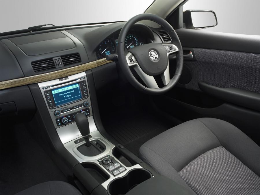  Holden Berlina 2006 года  (фото 27 из 37)